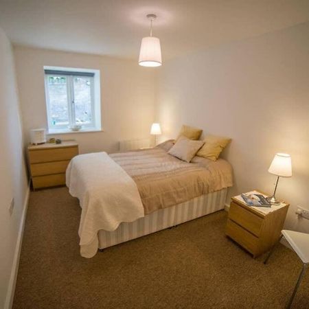 Champion Court Two Bedroom Flat Бристоль Екстер'єр фото