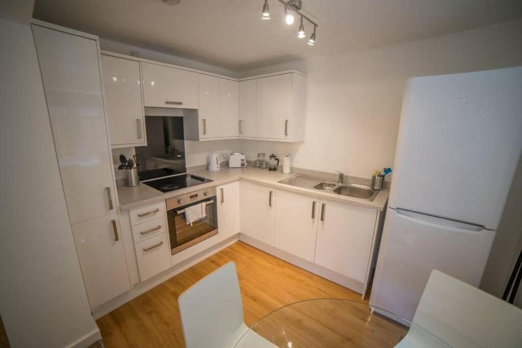 Champion Court Two Bedroom Flat Бристоль Екстер'єр фото